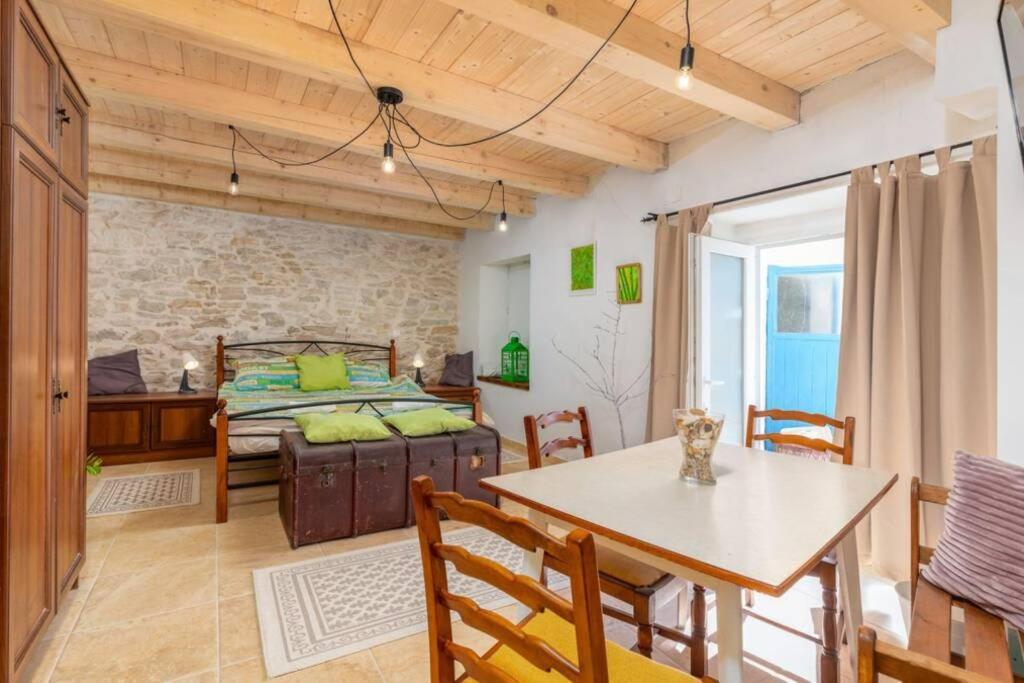 Divšići Casa Di Pietra Mateliciヴィラ エクステリア 写真
