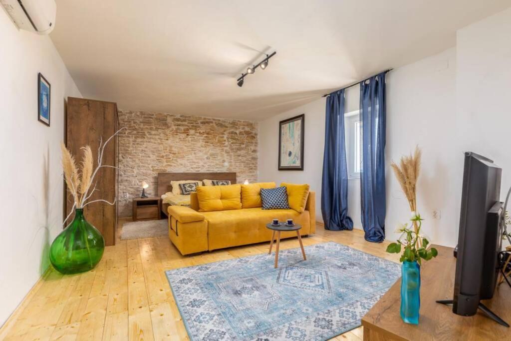 Divšići Casa Di Pietra Mateliciヴィラ エクステリア 写真